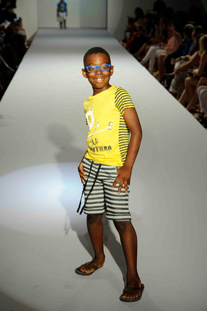 Kids Fashion show0125