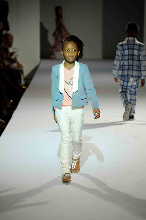 Kids Fashion show0152