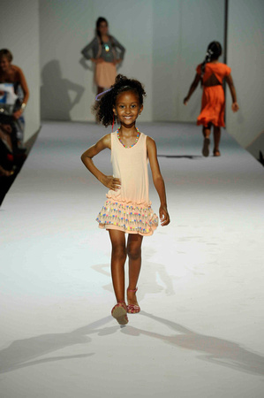 Kids Fashion show0195