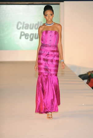 Claudia Pegas0131